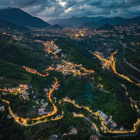 Vietri In Centro - Costa D'Amalfi公寓 外观 照片